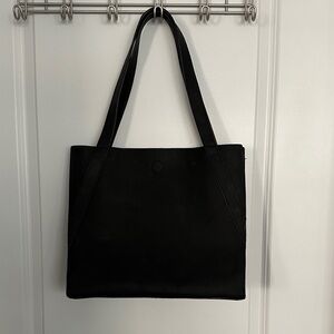 L.L. Bean Stonington Full-Grain Leather Tote - Black